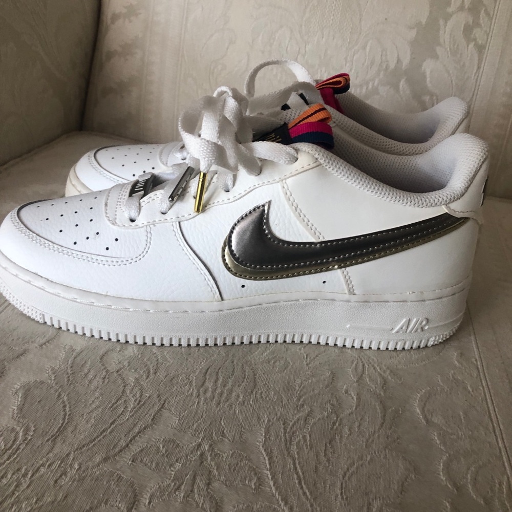 Nike Air Force 1 LV8 low mesh big kid 7y =women size 8-8.5 - Picture 8 of 13